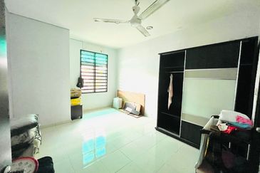 TAMAN GAMBANG DAMAI/DESA HIJAUAN