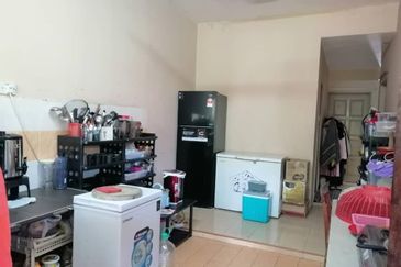 TAMAN IMPIANA ROMPIN