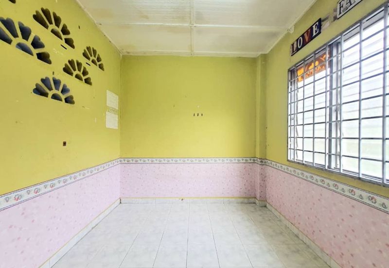 Taman Seri Mahkota Aman