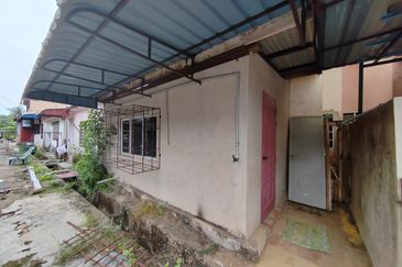 Taman Safiah Murni Padang Mengkuang Terengganu