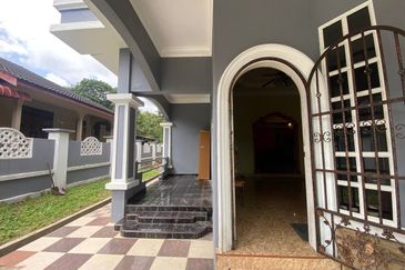 Kampung Tok Kaya Kiri