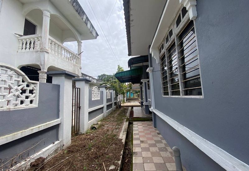 Kampung Tok Kaya Kiri