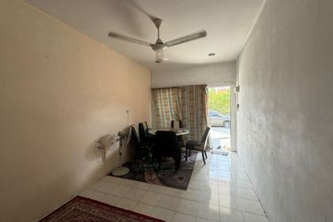 TAMAN GAMBANG DAMAI/DESA HIJAUAN