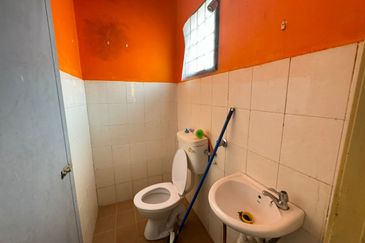 TAMAN GAMBANG DAMAI/DESA HIJAUAN