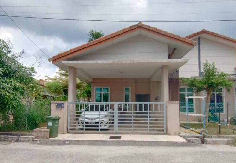 TAMAN KEMPADANG AMAN