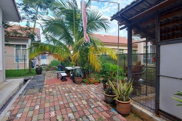 TAMAN KEMPADANG AMAN