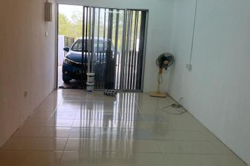 BANDAR BARU KUANTAN PUTRI