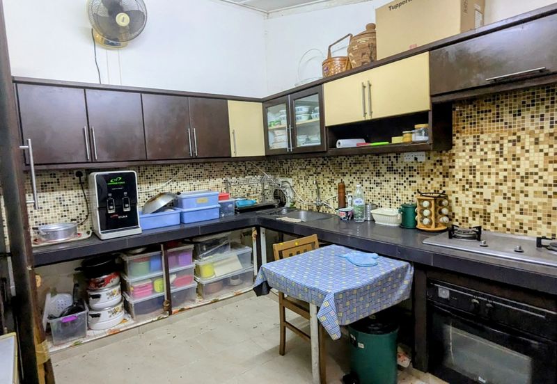 PUSAT KOMERSIAL BATU 3