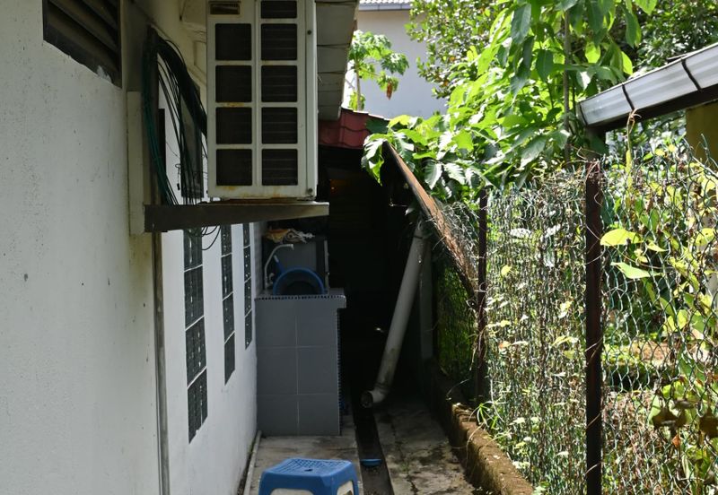 PUSAT KOMERSIAL BATU 3