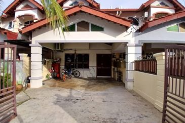 PERKAMPUNGAN SUNGAI ISAP JAYA