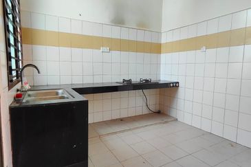 BANDAR BARU KUANTAN PUTRI