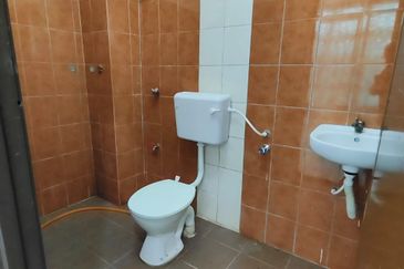 BANDAR BARU KUANTAN PUTRI