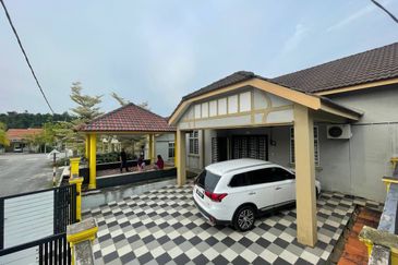 TAMAN GAMBANG DAMAI/DESA HIJAUAN