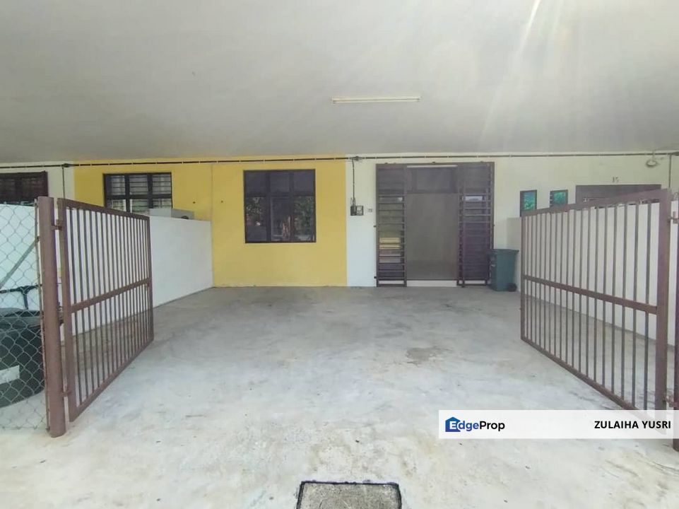 Taman Alor Ara Dahlia Pekan, Pahang, Pekan