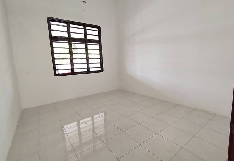 TAMAN ALOR ARA DAHLIA (P/LOT 435)