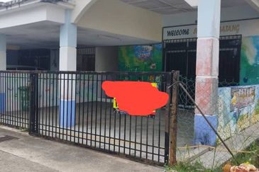 TAMAN BUKIT SEMANTAN