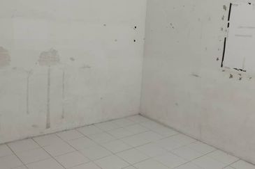 TAMAN BUKIT SEMANTAN