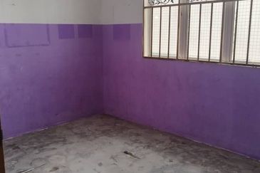 TAMAN BUKIT SEMANTAN