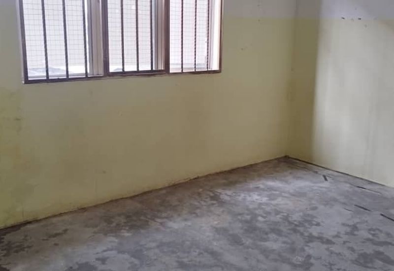 TAMAN BUKIT SEMANTAN