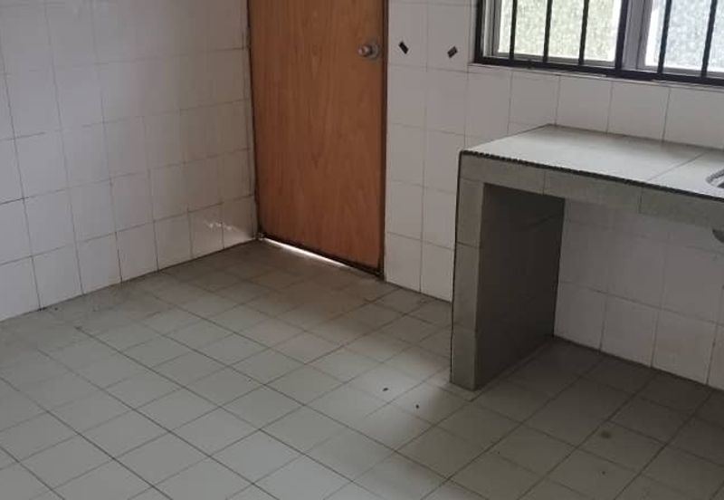 TAMAN BUKIT SEMANTAN