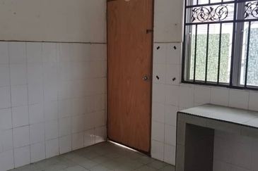 TAMAN BUKIT SEMANTAN