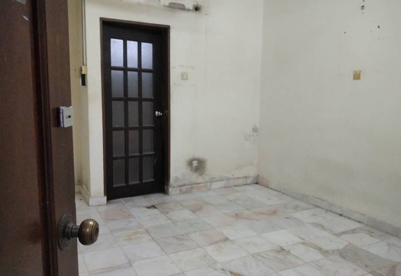 Cornerlot Tanah Luas Taman Indah Permai Paka