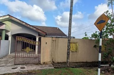 TAMAN GAMBANG DAMAI/DESA HIJAUAN