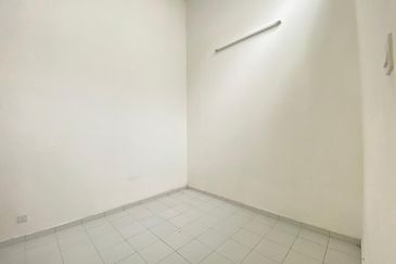 TAMAN GAMBANG DAMAI/DESA HIJAUAN