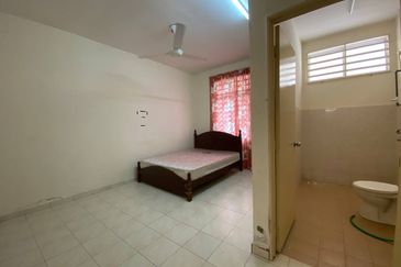 TAMAN GAMBANG DAMAI/DESA HIJAUAN