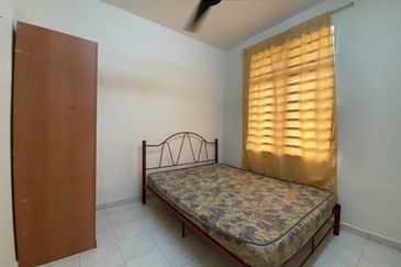 TAMAN GAMBANG DAMAI/DESA HIJAUAN