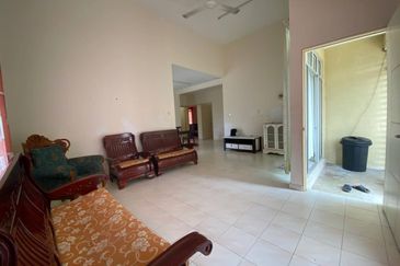 TAMAN GAMBANG DAMAI/DESA HIJAUAN