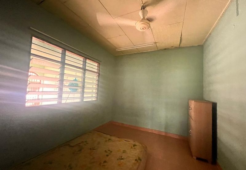 Taman Desa Sentosa Jabur Kubur Cukai