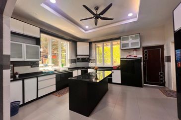 [FURNISHED]TITIAN BERAYUN KIJAL TERENGGANU