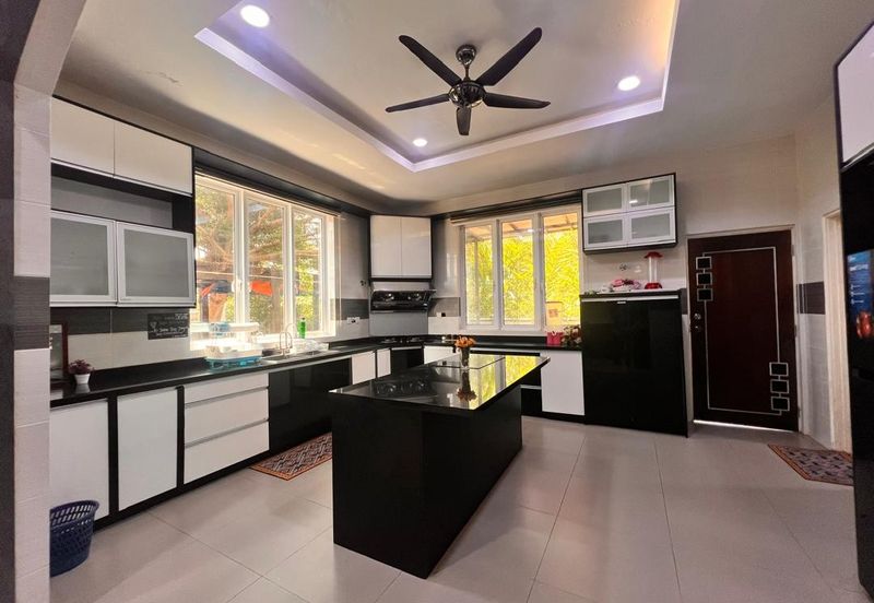 [FURNISHED]TITIAN BERAYUN KIJAL TERENGGANU