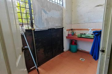 TAMAN BATU HITAM DAMAI