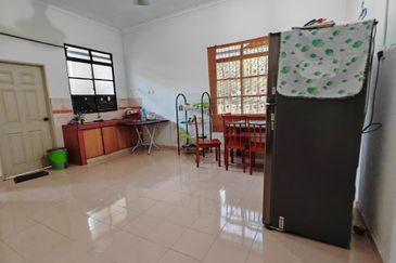 TAMAN BATU HITAM DAMAI