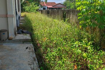 TAMAN BATU HITAM DAMAI