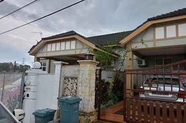 TAMAN GAMBANG DAMAI/DESA HIJAUAN