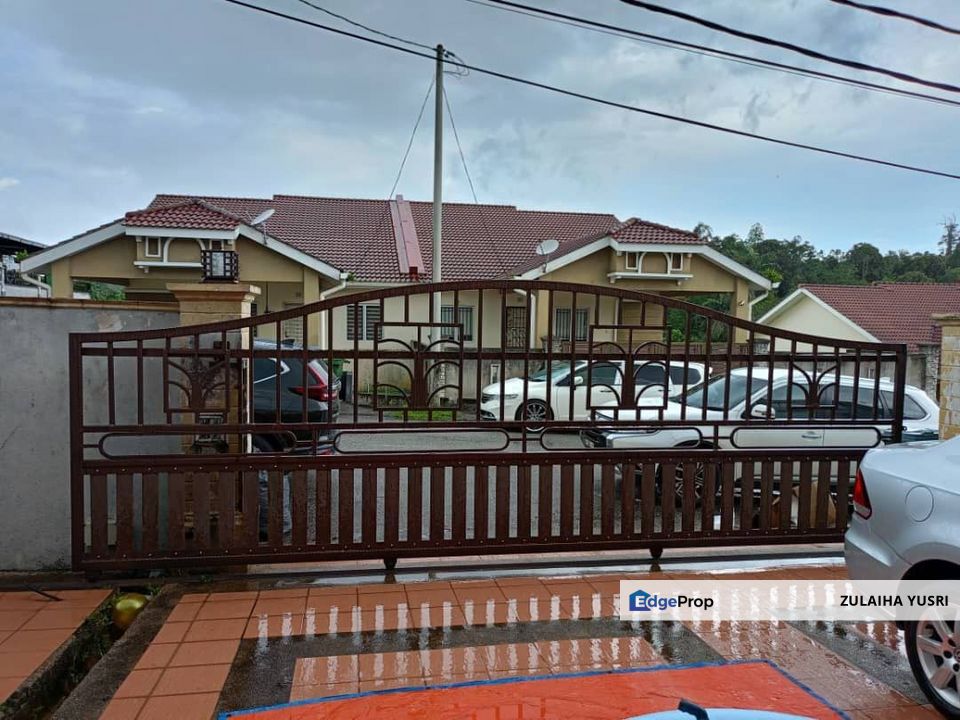 Cornerlot Semi-D Gambang Damai Kuantan, Pahang, Kuantan