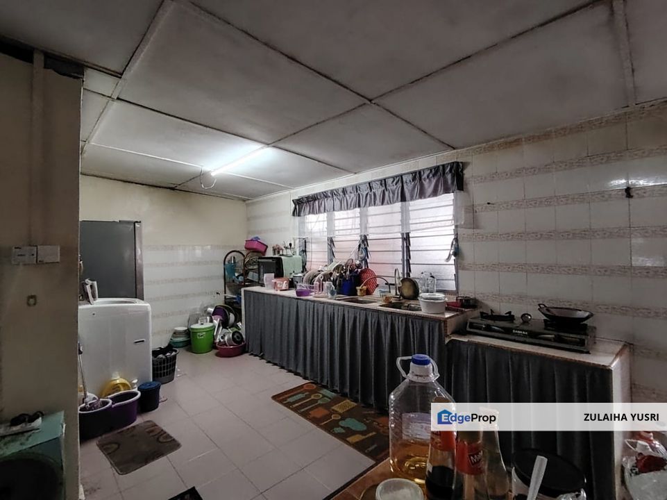 Semi-D Taman LKNP Jalan Pantai Hiburan Rompin, Pahang, Kuala Rompin