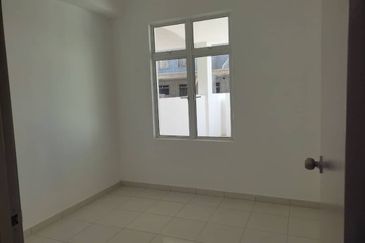 TAMAN CEMPAKA JAYA PECAHAN LOT 3653