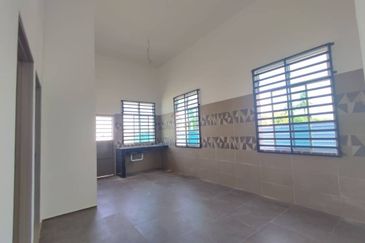 KIARA BAY II (LOT 177)