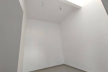 KIARA BAY II (LOT 177)