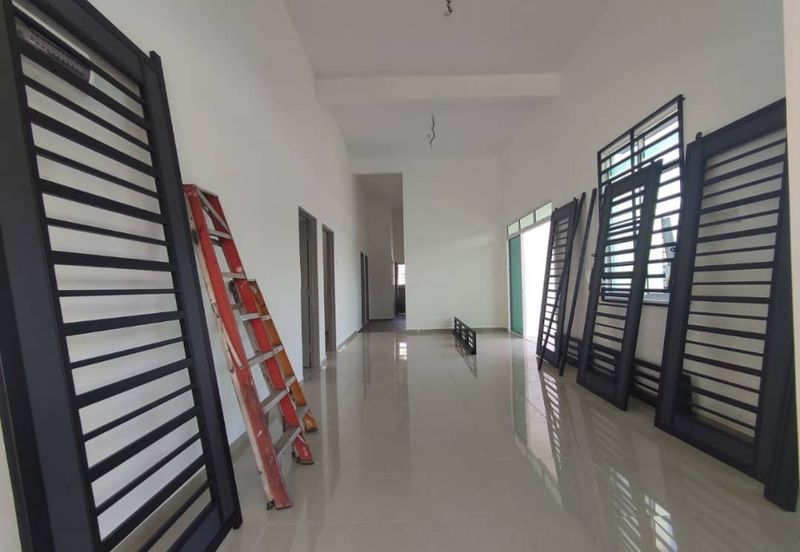 KIARA BAY II (LOT 177)