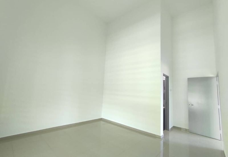 KIARA BAY II (LOT 177)