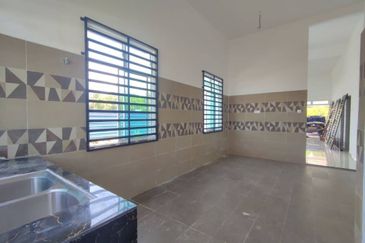 KIARA BAY II (LOT 177)