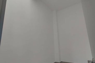 KIARA BAY II (LOT 177)