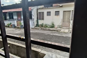 TAMAN GAMBANG DAMAI/DESA HIJAUAN