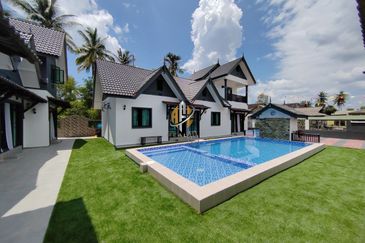 [Pool]Homestay Untuk Dijual di Merang Setiu