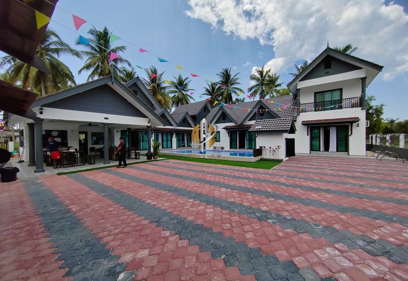 [Pool]Homestay Untuk Dijual di Merang Setiu